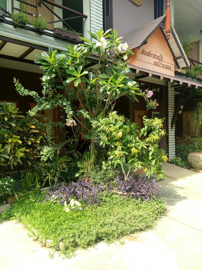 Hotel Baan Jaru Chiang Rai Exterior foto